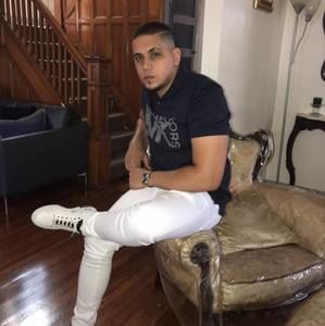 Meet your Posher, Hector jose